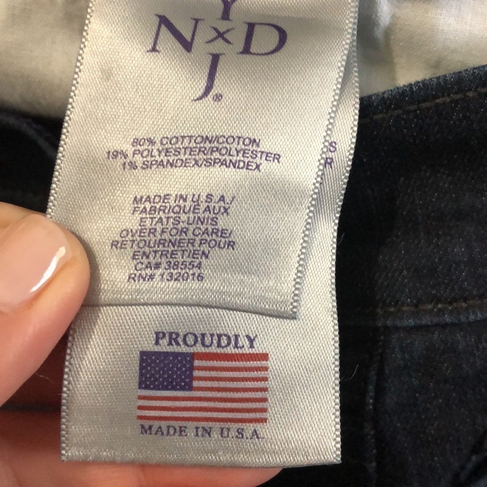 NYDJ Shorts Size 2 EUC - Picture 4 of 9